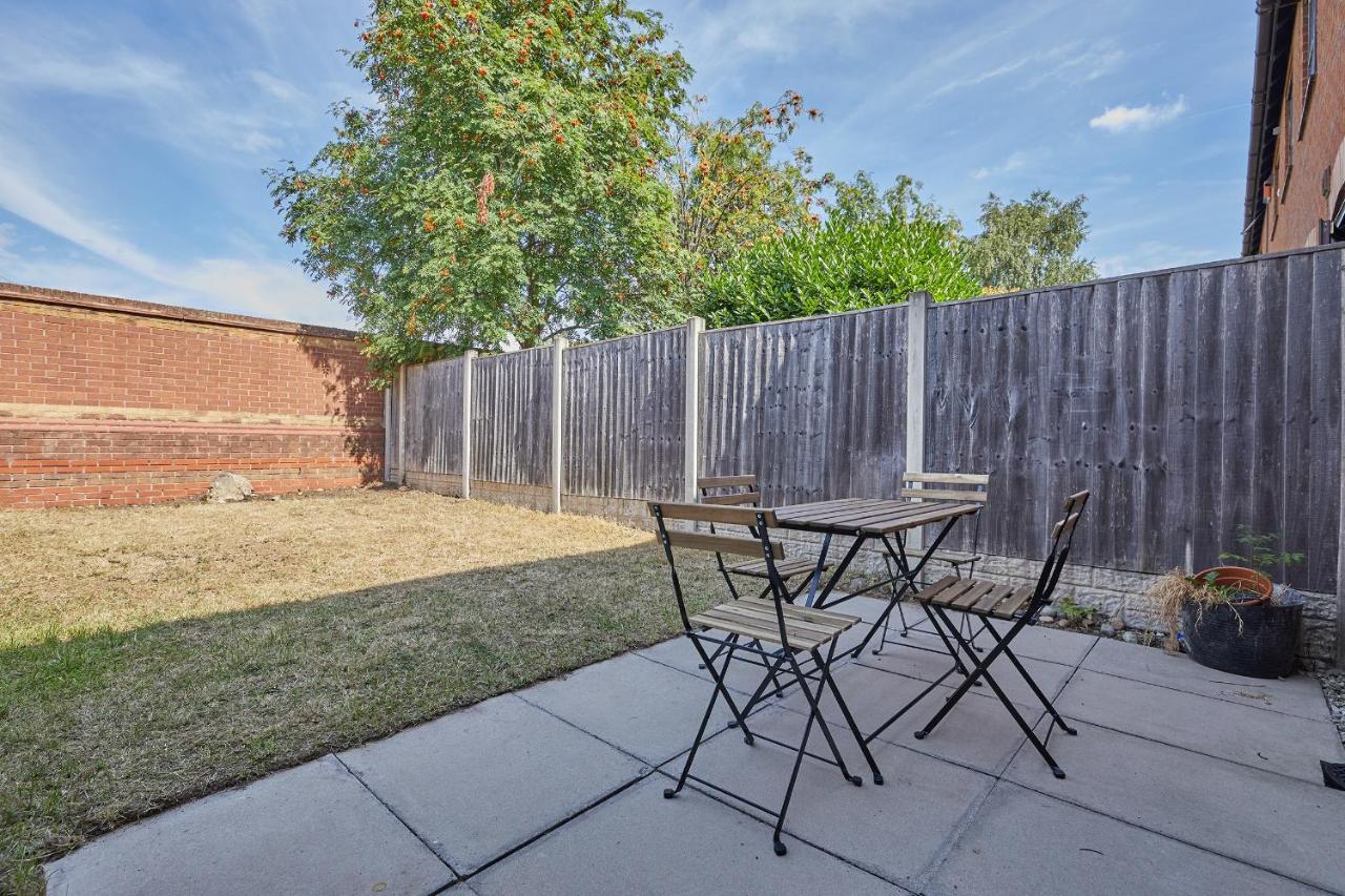 Modern 2 Bed House Near Queens Medical Centre Nottingham Exterior foto